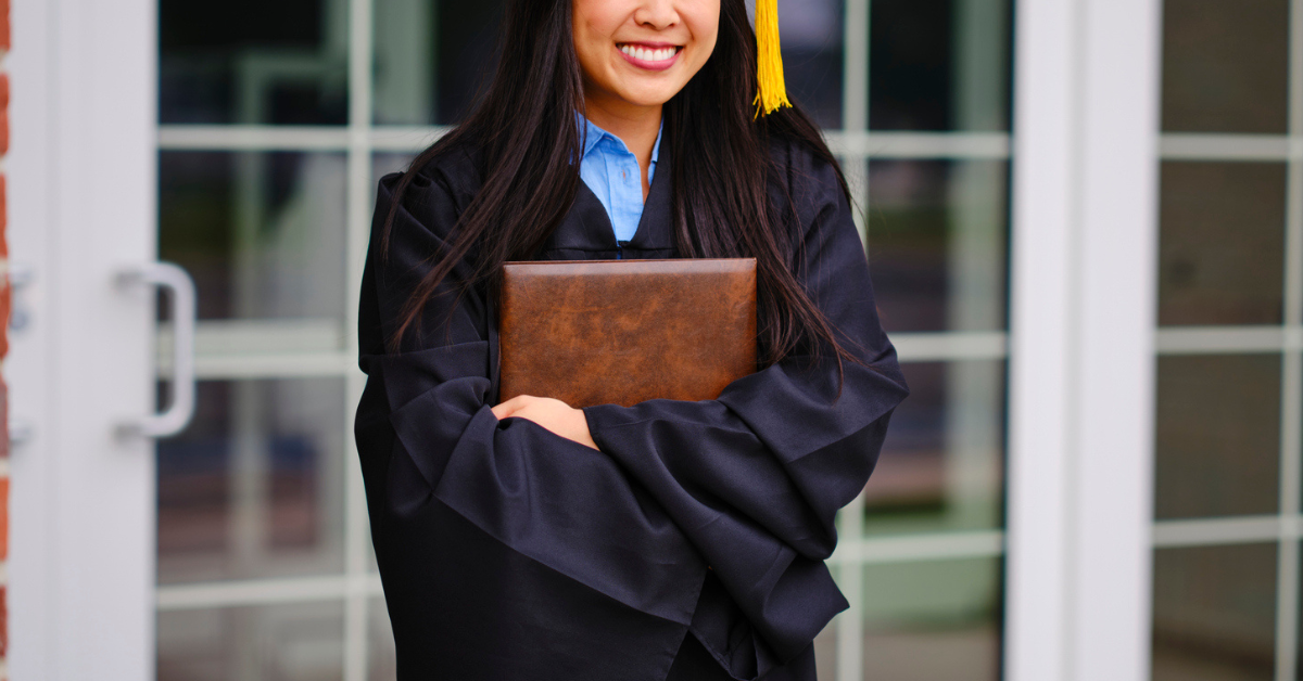 Woman Won't Pay For Niece's Tuition After Joke: REDDIT