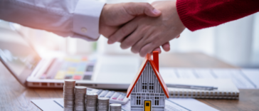 Two people negotiating a mortgage agreement
